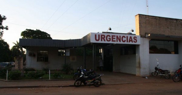 Según los datos preliminares, la mamá, que dio a luz en un vehículo frente al Hospital, "no recibió atención médica" y la bebé falleció.