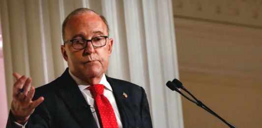 Larry Kudlow, afirmó hoy que a largo plazo le "gustaría ver una paz comercial" con China, pero señaló que la economía estadounidense "es la mejor del mundo"