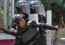 Denuncian obstrucción de atención médica de Policía de Nicaragua a estudiante Ortega niega todos los señalamientos que le hacen responsable como jefe supremo de la Policía Nacional y considera que ha sido víctima de un intento de "golpe de Estado".