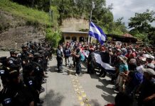 Honduras extrema control en la frontera con Guatemala para frenar a migrantes