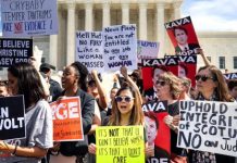 Cientos protestan en Washington ante la probable confirmación de Kavanaugh