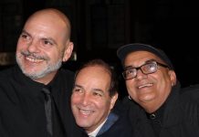 Premios de teatro en un teatro legítimo Alfonso Rey, Raúl Rivera y Héctor Luis Rivera