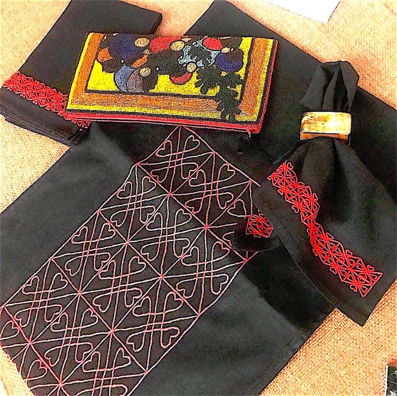 Detalle de algunos de los dise&ntilde;os de la nueva colecci&oacute;n de mesas hecha a mano por artesanas haitianas que dan vida a las creaciones de Dayanne Danier.