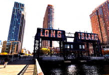 Un futuro incierto Durante los últimos años, Long Island City ha sido la sede de los juegos pirotécnicos de Macy's en el río, que ofrece una zona segura, con facilidad de acceso desde varios puntos y transporte, así como una nueva infraestructura con calles nuevas, espaciosas y limpias.