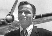 Sotheby's subastará en diciembre 200 objetos de Frank Sinatra y su mujer Sotheby's subastará en diciembre 200 artículos pertenecientes al cantante fallecido Frank Sinatra y la que fue su mujer durante 22 años, entre ellos un anillo de compromiso de 20 quilates y guiones originales de Hollywood, así como obras de arte de sus casas de Palm Springs, Los Ángeles y Malibú.