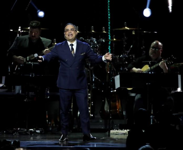 Gilberto Santa Rosa Gilberto Santa Rosa