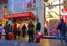 El universo juguetero de FAO Schwarz vuelve a Nueva York después de tres años