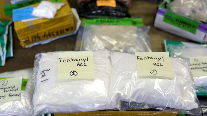 La Agencia Antidroga de Estados Unidos (DEA) señaló como su gran amenaza criminal en el ámbito de las drogas a los cárteles mexicanos y alertó de la creciente disponibilidad del opiáceo fentanilo en el país. (Foto de twitter)