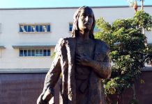 Las autoridades locales de Los Ángeles (EE.UU.) retiraron este fin de semana una estatua de Cristóbal Colón en Grand Park, en el centro de la ciudad. (Foto de twitter)
