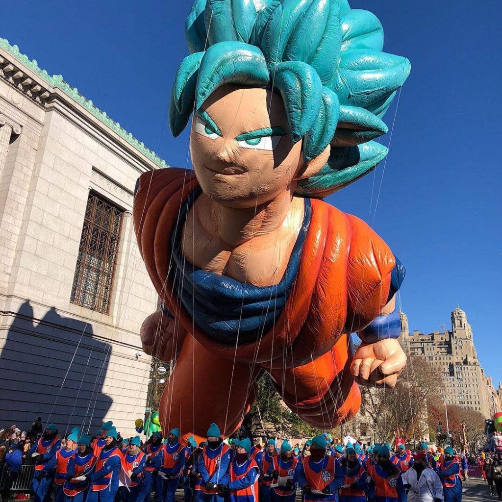 Para esta edici&oacute;n, el desfile cont&oacute; con 16 globos de personajes gigantes; 43 globos m&aacute;s peque&ntilde;os con motivos infantiles diversos, 1.200 animadoras y bailarinas
