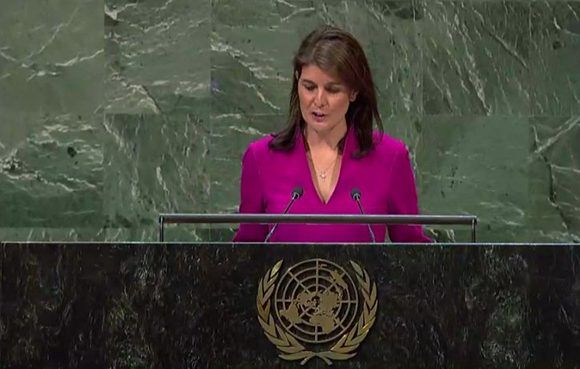 La embajadora estadounidense, Nikki Haley, urgi&oacute; hoy al resto de pa&iacute;ses a apoyar esos p&aacute;rrafos con el fin de mandar un "mensaje moral a la dictadura cubana".