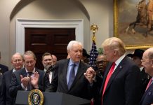 Donald Trump designó hoy al senador republicano Orrin Hatch y a Miriam Adelson, la esposa del magnate del juego Sheldon Adelson, junto a Elvis Presley y el exmagistrado del Tribunal Supremo Antonin Scalia como merecedores de la Medalla de la Libertad.