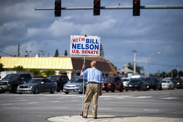  Bill Nelson, que busca la reelecci&oacute;n, se reduce a menos de 22.000 votantes, el 0,26 %, seg&uacute;n datos oficiales mientras avanza el proceso para el recuento obligatorio.