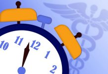 Consejos para comprar seguro de salud para 2019. El primero: regístrate ya ilustración KHN