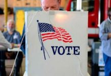 La ley de Florida establece la obligatoriedad de volver a contar todos los votos cuando la diferencia entre dos candidatos es de 0,50 puntos o menos al finalizar el escrutinio