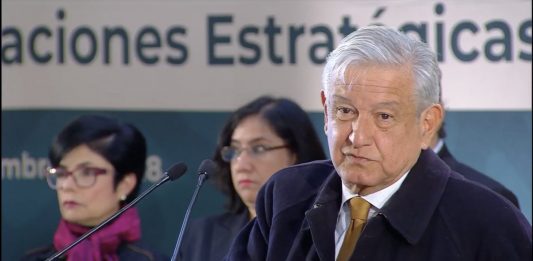 Andrés Manuel López Obrador, pidió hoy a los políticos conservadores "jugar limpio" tras el accidente aéreo en el que perecieron los políticos Martha Erika Alonso y Rafael Moreno Valle.