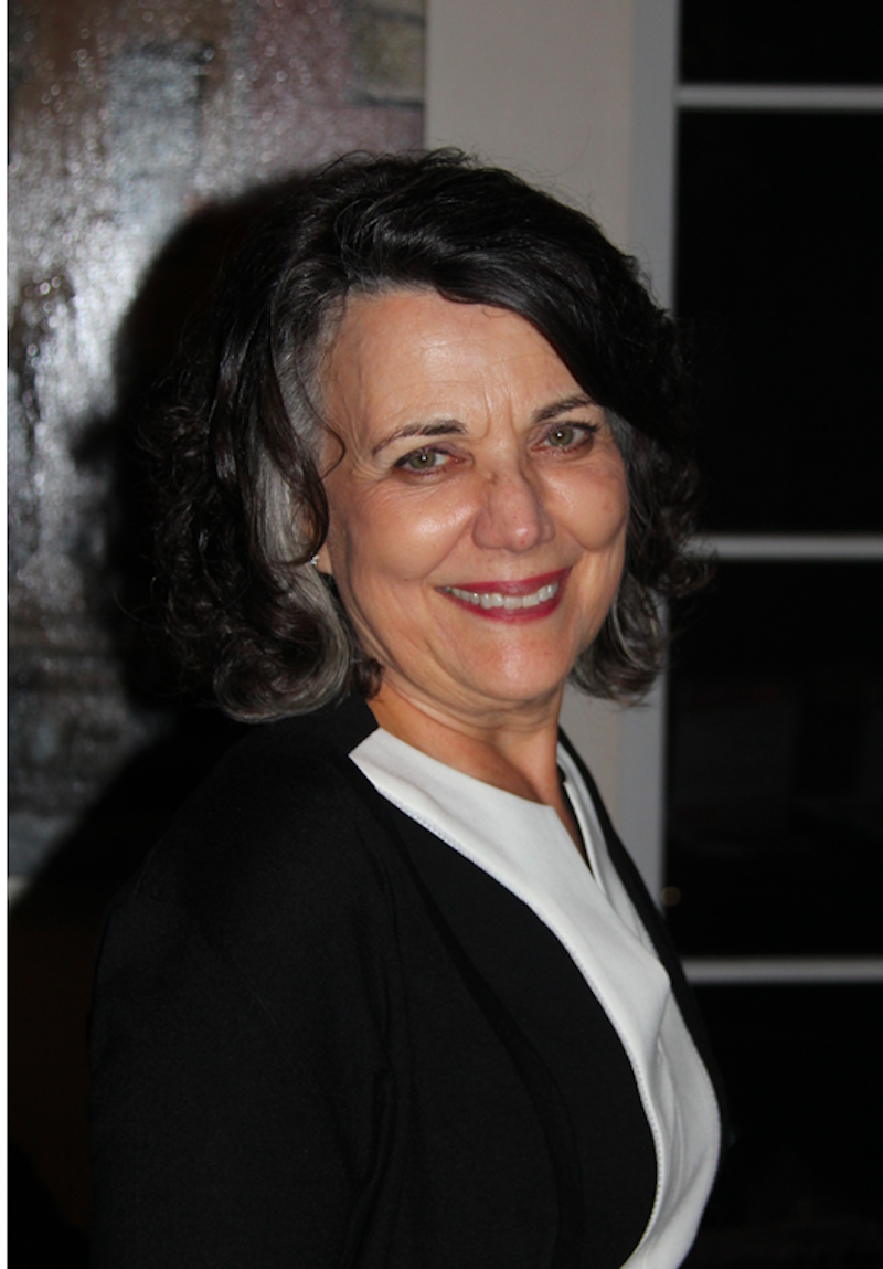 Lorraine A. LaHuta, Jefe de la Oficina de Desarrollo del Ballet Hispánico de Nueva York compartió la perspectiva del nuevo enfoque y programas de la prestigiosa entidad cultural, para lograr una mayor aproximación a la comunidad latina.