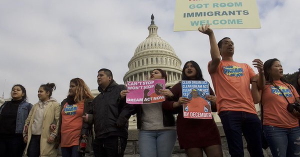 Un panorama dif&iacute;cil tienen en 2019 m&aacute;s de un mill&oacute;n de indocumentados beneficiados por programas de amparo que est&aacute;n en la mira de la Administraci&oacute;n de Donald Trump