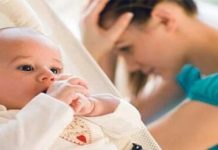 Las tensiones emocionales durante el año siguiente a tener un bebé pasan una factura más grande a las madres latinas y afroamericanas.