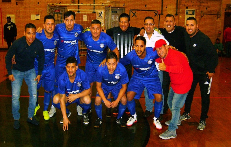 Los Duros equipos fundado y dirigido por los Hermanos Gonzalez, Gary, Robert y Otto (+), de extensa trayectoria competitiva en las desaparecidas Ligas Manabi y Liga de Campeones de Fulbito, ahora reapareciendo y compitiendo en la HONDUCOL Liga de Fútbol. (Foto: Buki Chapin)