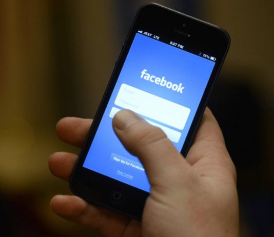 Los senadores se referían al caso de un hombre de Sudán del Sur que en octubre pasado se sirvió de Facebook para comprar ilegalmente a su padre la mano de una niña de 16 años en matrimonio a cambio de 530 vacas.