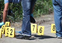 Bajan los homicidios en Venezuela que sigue en "epidemia violenta" según ONG Estos datos son inferiores a los expuestos el año pasado cuando el total según la ONG fue de 26.616 muertes violentas y la tasa se ubicó en 89 por cada 100.000 habitantes.