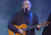 Joan Manuel Serrat entregó personalmente al presidente de Ecuador, Lenín Moreno, un disco autografiado que reposará en el recientemente creado Museo del Pasillo.