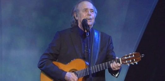 Joan Manuel Serrat entregó personalmente al presidente de Ecuador, Lenín Moreno, un disco autografiado que reposará en el recientemente creado Museo del Pasillo.