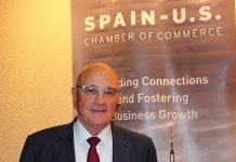 El economista Josep Oliu, Presidente del Banco Sabadell de España, reconocido como Empresario del Año por la Cámara de Comercio Española- Estadounidense de Nueva York.