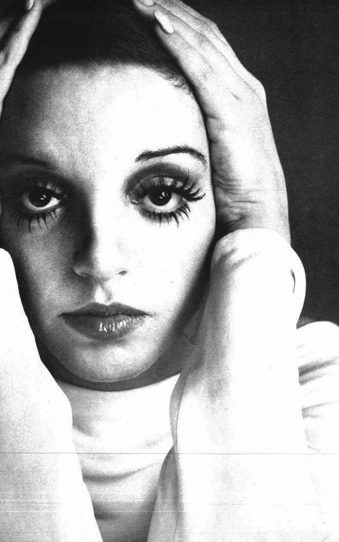 Liza Minnelli Por Richard Avedon.