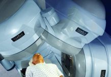 Varian Medical Systems inauguró en Brasil la primera fábrica en América Latina de aceleradores lineales.