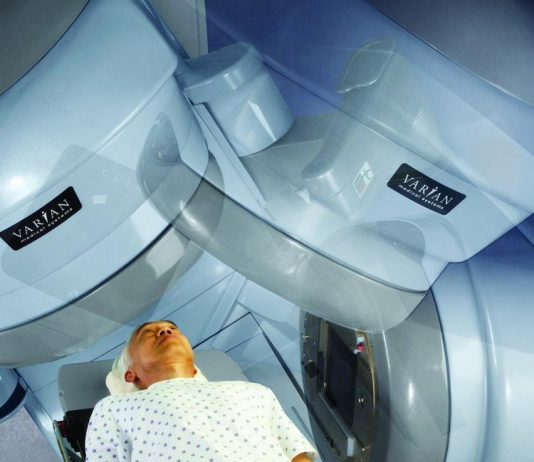 Varian Medical Systems inauguró en Brasil la primera fábrica en América Latina de aceleradores lineales.