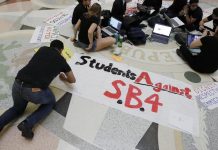 El Gobierno de Texas presentó una demanda contra la ciudad de San Antonio, la tercera más poblada del estado, y contra el Departamento de Policía local por actuar "en contra" de la ley SB4, que permite a cualquier oficina de seguridad realizar labores migratorias.
