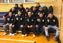Así fue como el sexteto Manta USA, tri-campeón en la HONDUCOL Liga de Indoor Fútbol, despidio en el año 2018, Con ellos su máximo dirigente el "Presi" Mario Muentes (segunda desde la izquierda en primera fila). (Foto: Buki Chapin)