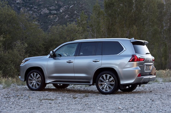 2019 Lexus LX 2 Row