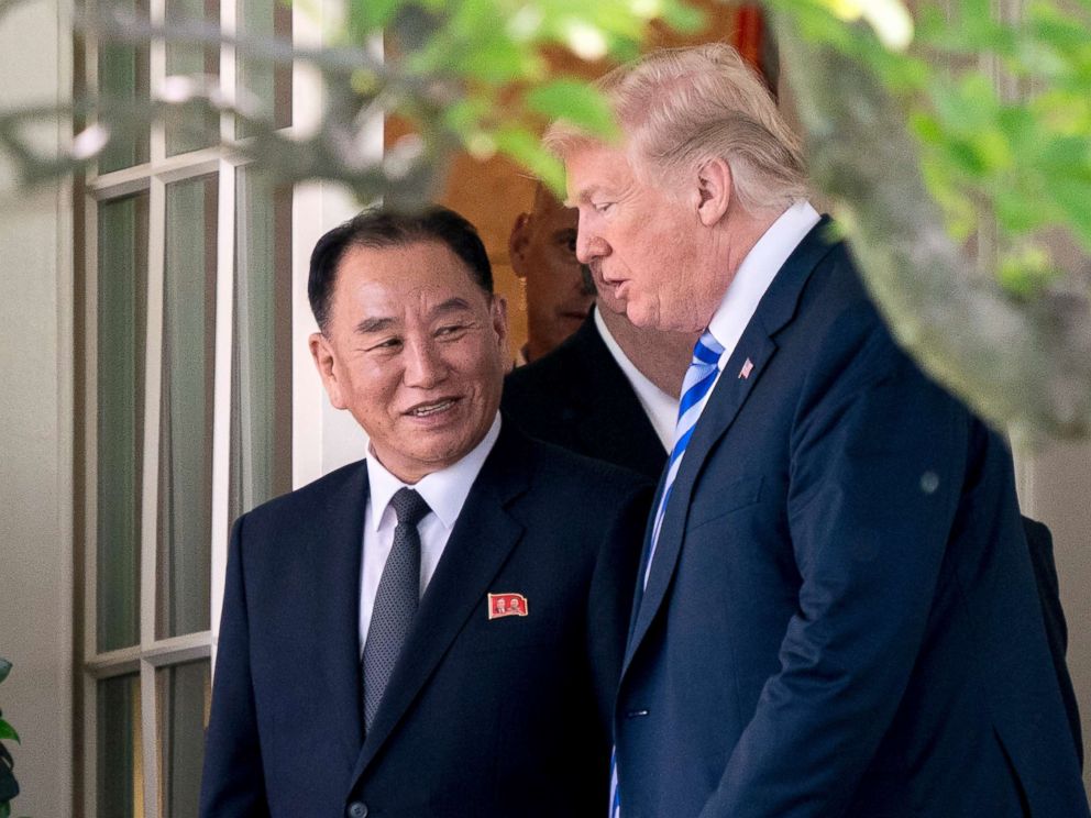 Donald Trump, y el l&iacute;der de la inteligencia norcoreana, Kim Yong-chol, comenzaron una reuni&oacute;n en la Casa Blanca.