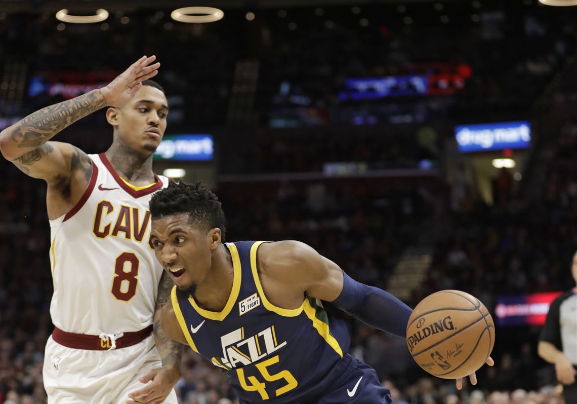 onovan Mitchell consiguió 18 tantos en el ataque de los Jazz de Utah, que vencieron a domicilio por 91-117 a los Cavaliers.