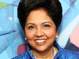 La Casa Blanca valora a la antigua CEO de Pepsi para dirigir el Banco Mundial La Casa Blanca está considerando a la antigua consejera delegada de Pepsi, Indra Nooyi, para presidir el Banco Mundial.
