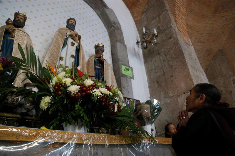 El festejo a las tres figuras, que son consideradas milagrosas, se extiende desde el 31 de diciembre hasta el 8 de enero.