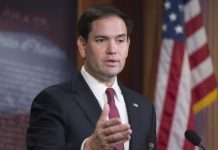 Guatemala ve en Marco Rubio oportunidad de más colaboración entre EE.UU. y América Latina El senador estadounidense Marco Rubio señaló hoy que Nicolás Maduro tiene que decidir de qué manera va a abandonar el poder, "por las buenas o las malas"