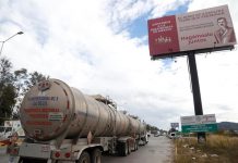 El Gobierno de México anunció este jueves la compra de 671 camiones cisterna con un costo de 92 millones de dólares para hacer frente a la escasez de combustible y al sabotaje de ductos en el país.