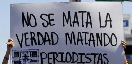 México celebra hoy el Día del Periodista con el desafío de acabar con la plaga de la violencia contra los profesionales de la comunicación.