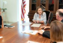 Al momento, Joy Lynn-Suarez Kindy y María Rolón, de la Oficina de Servicio al Estudiante, han sido seleccionadas para participar en una serie de capacitaciones intensivas durante el transcurso del 2019-2020.