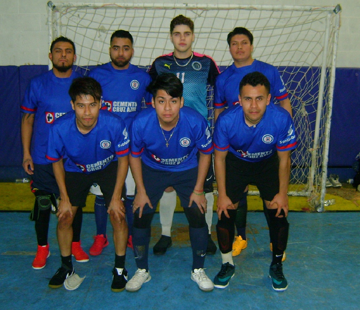 Integrantes del USA que a pesar de no ver acción el pasado viernes (Febrero 1ro.), aún así, continuan liderando la tabla de posiciones en la Fair Play Soccer League/Liga Juego Limpio. (Foto: Buki Chapin)