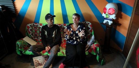 Cuando se cumplen 23 años desde que "Bolero Falaz" situara a Aterciopelados en el panorama musical latinoamericano, la banda colombiana de rock todavía tiene algo que decir