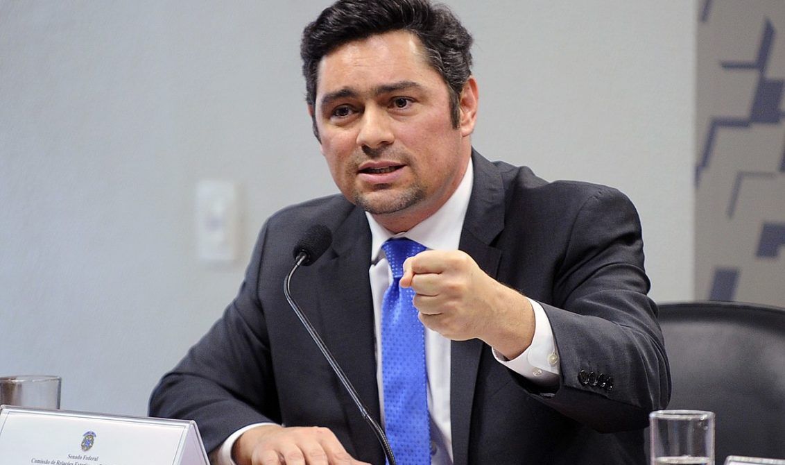 "La libertad nos espera", exclamó Vecchio durante un foro celebrado en la ciudad de Weston.