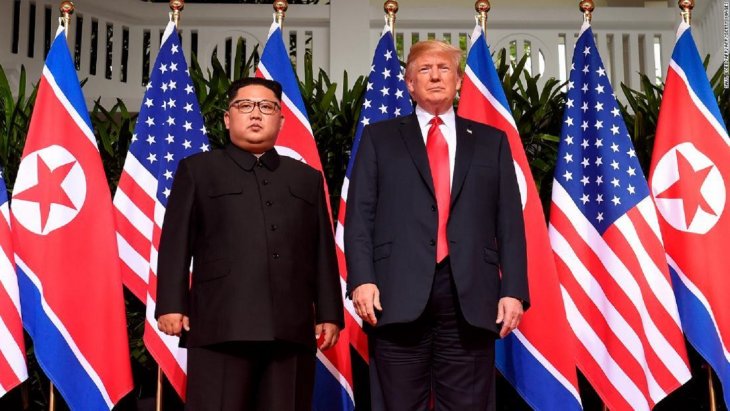 La segunda cumbre entre el presidente Donald Trump y Kim Jong-un, terminó antes de lo previsto debido a un profundo desacuerdo.