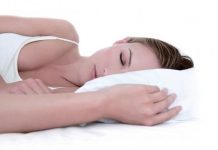 Dormir la cantidad de horas suficientes rebaja el riesgo de padecer enfermedades cardiovasculares, ya que reduce la formación de placas de aterosclerosis
