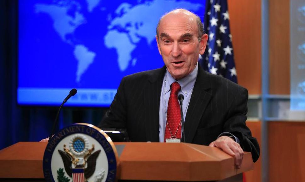 La inclusi&oacute;n de Elliott Abrams en el equipo de Trump no hace m&aacute;s que debilitar las opciones de una salida pac&iacute;fica en Venezuela.
