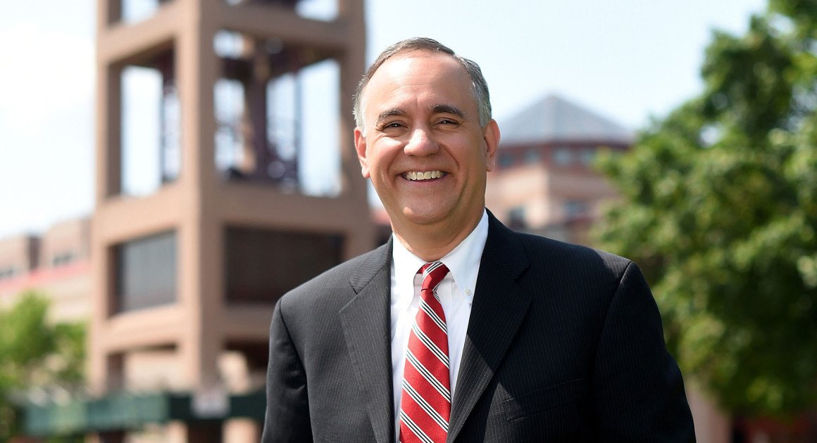 Matos Rodr&iacute;guez, de 56 a&ntilde;os, ocupaba hasta ahora la presidencia de la universidad Queens College, cargo que ejerc&iacute;a desde 2014.